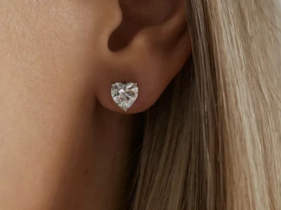 Серьги-гвоздики «Сердце» фианит 