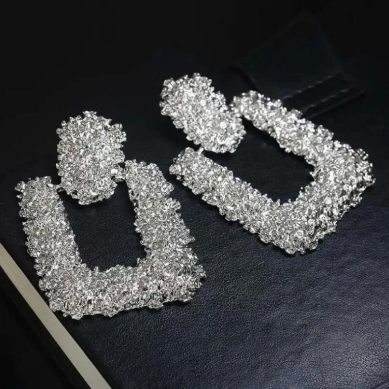 Серьги массивные для вечернего образа