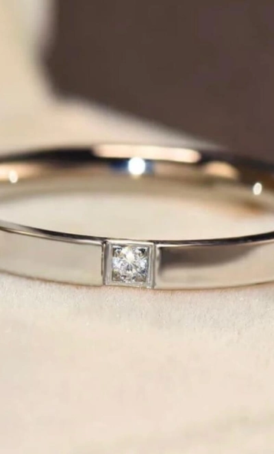 Кольцо с фианитом