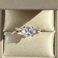 Кольцо с камнем - циркон 1