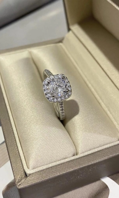 Кольцо-классика с Цирконом