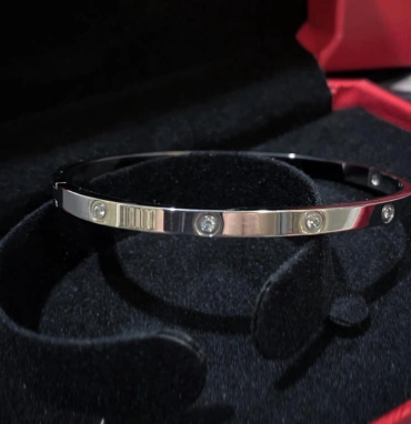 Браслет с фианитами