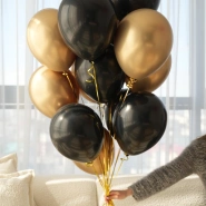 Шары под потолок ( хром золото, матовые черные) 4