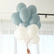 Шары под потолок ( матовые голубые и белые) 4