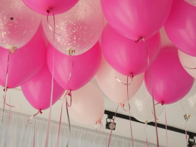 Шары в потолок ( матовые ярко-розовые, конффетт, нежно-розовые)