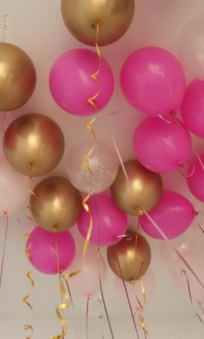 Шары под потолок ( ярко-розовые, хром золото, нежно-розовые)