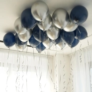 Шары под потолок ( хром серебро и матовые темно-синие ) 1