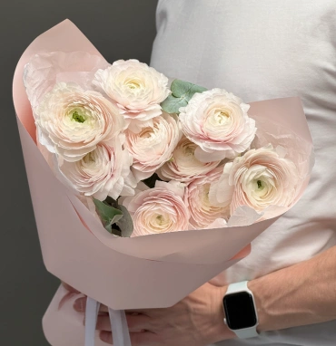 Ранункулюсы в моно 9