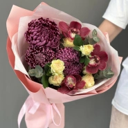 Хризантемы бигуди и орхидеи 2