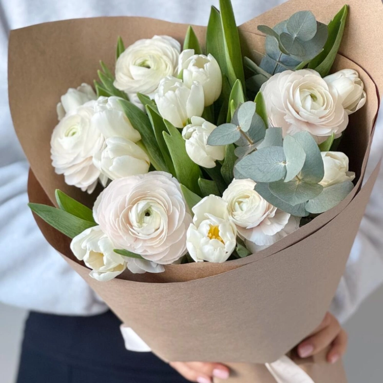 Тюльпаны и Ранункулюсы в крафте