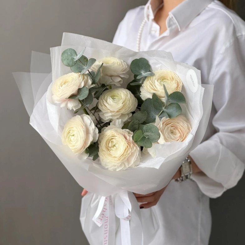 Эксклюзивный букет с ранункулюсами🤍