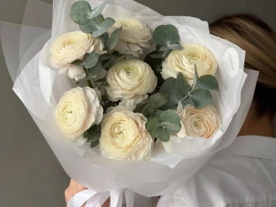 Эксклюзивный букет с ранункулюсами🤍