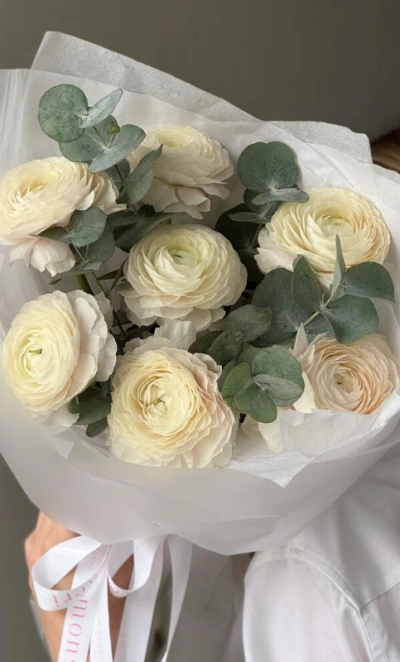 Эксклюзивный букет с ранункулюсами🤍