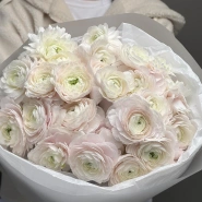 WOW- букет из нежнейших Ранункулюсов 3