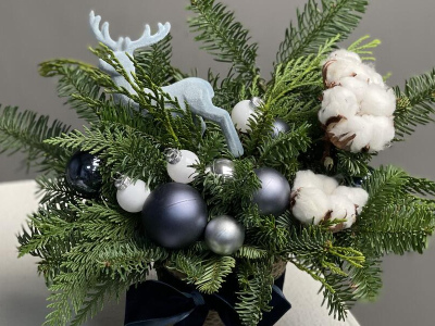 Новогодняя композиция комплимент