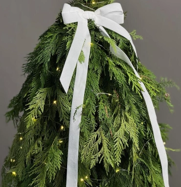 Праздничная ёлка в стиле Гринч