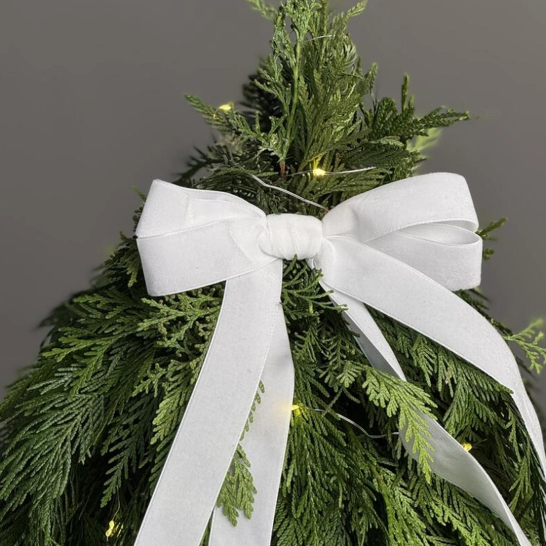 Праздничная ёлка в стиле Гринч