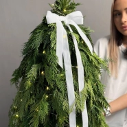 Праздничная ёлка в стиле Гринч 1