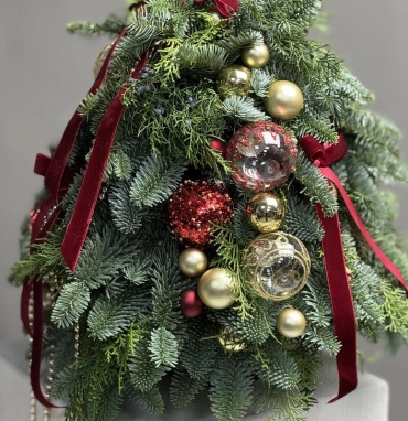 Новогодняя елка из даткой ели сорта Нобилис