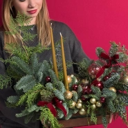 Новогодняя композиция с премиум свечами и игрушками 1