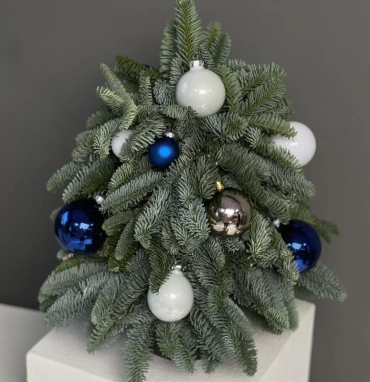 Авторская елочка из нобилиса