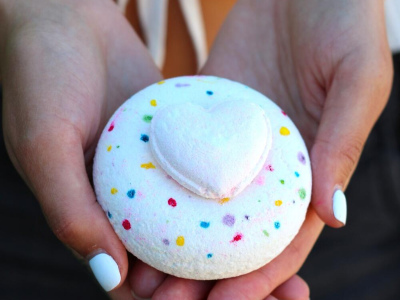 Бомбочка для ванны «Пончик White.»