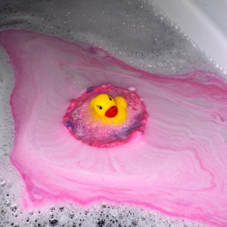 WOW Бомбочки-гиганты с уткой внутри 2 в наборе