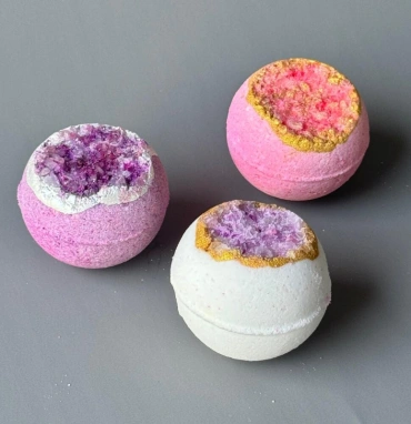 Бокс Бомбочки для ванны Жеода с солью 3 в наборе