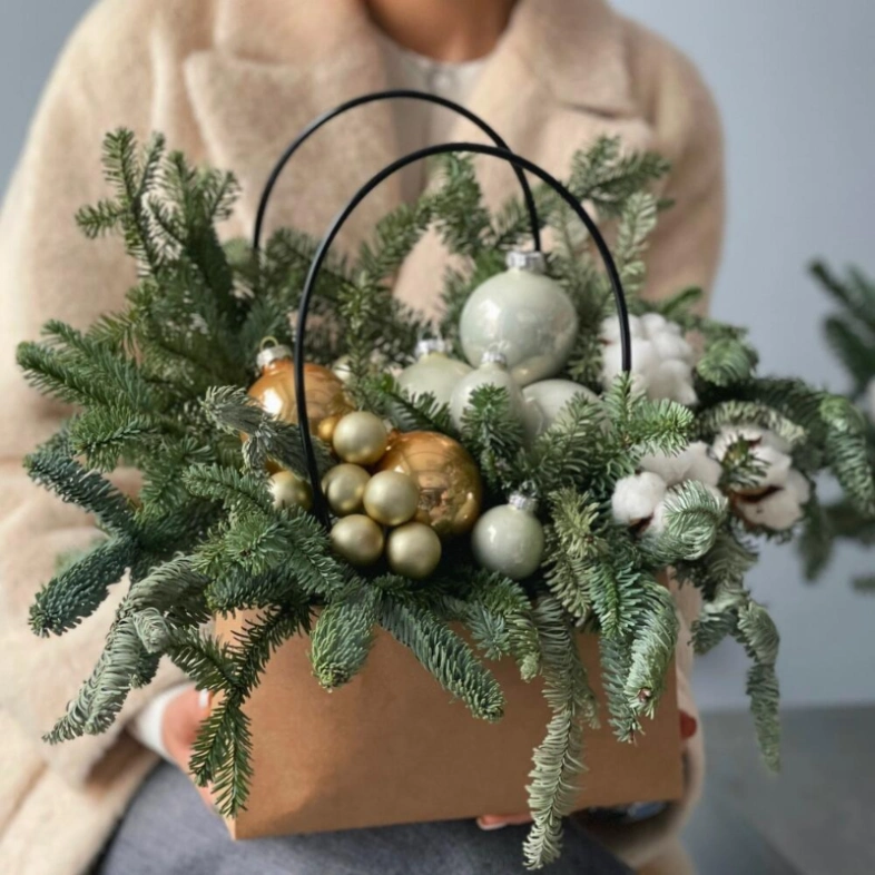 Новогодняя композиция из нобилиса (елки) 💫