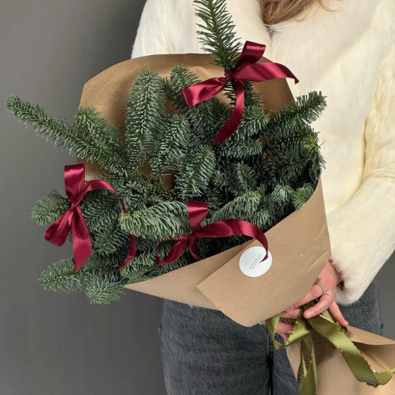 Новогодний букет из нобилиса🎄