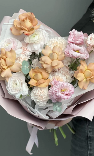 Ранункулюсы капуччино