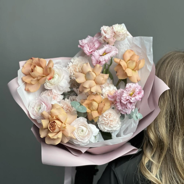 Ранункулюсы капуччино