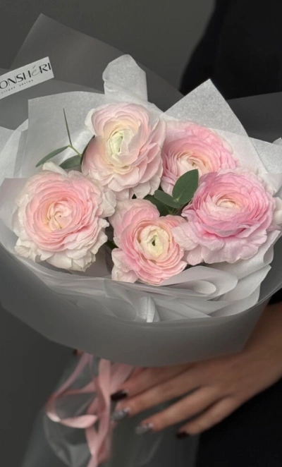 Букет Ранункулюсы 5