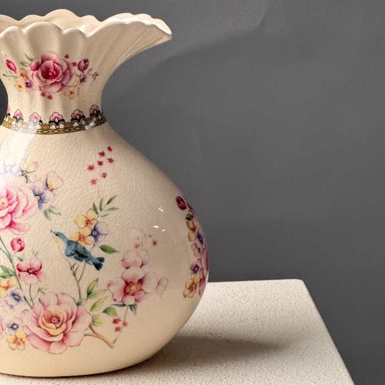 Винтажная ваза для цветов Фарфор 02