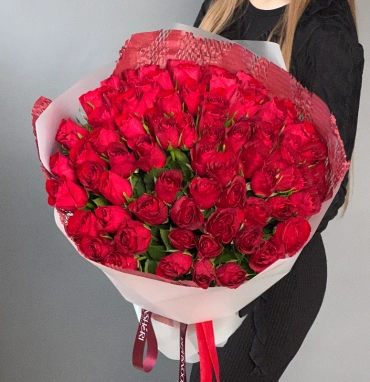 Роза красная Кения 75