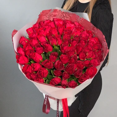 Роза красная Кения 75