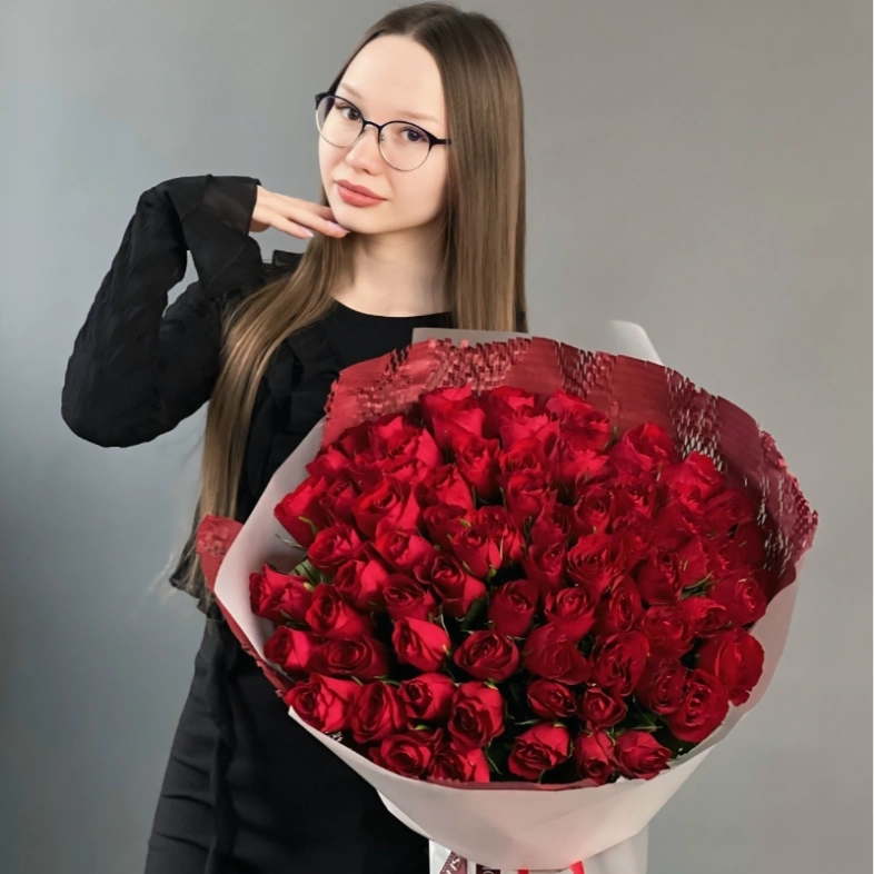 Роза красная Кения 75