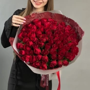 Роза красная Кения 75 3