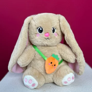 Игрушка зайка с морковкой