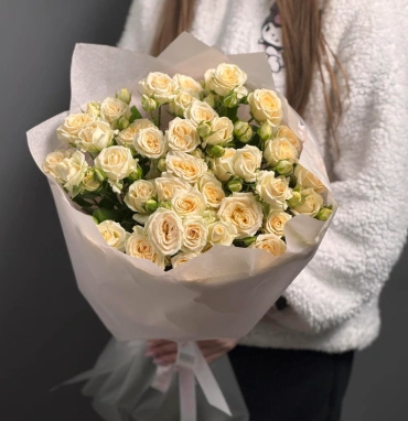 Букет кустовая роза «Солинеро» 7