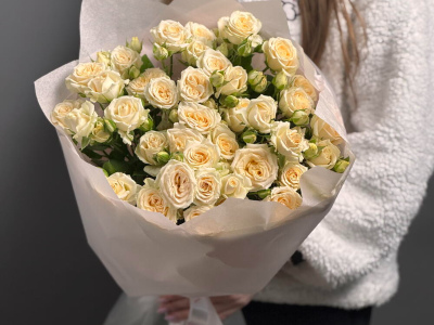 Букет кустовая роза «Солинеро» 7