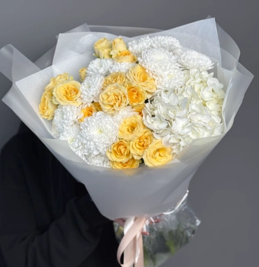 Букет «Sunrise» с кустовыми розами Solinero