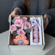 Подарочный бокс с цветком ручной работы 3
