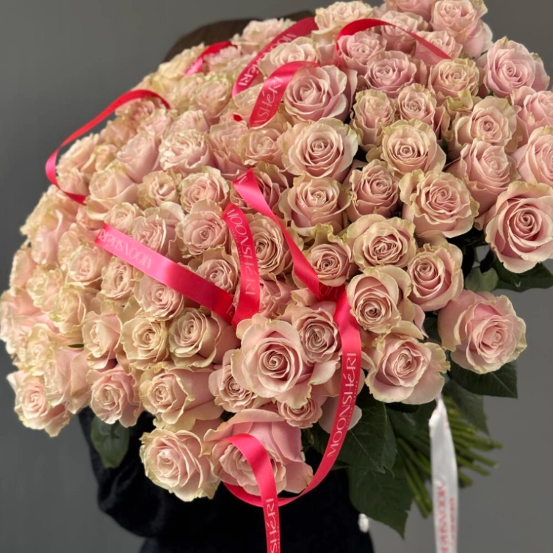 101 Нежная роза Pink Mondial