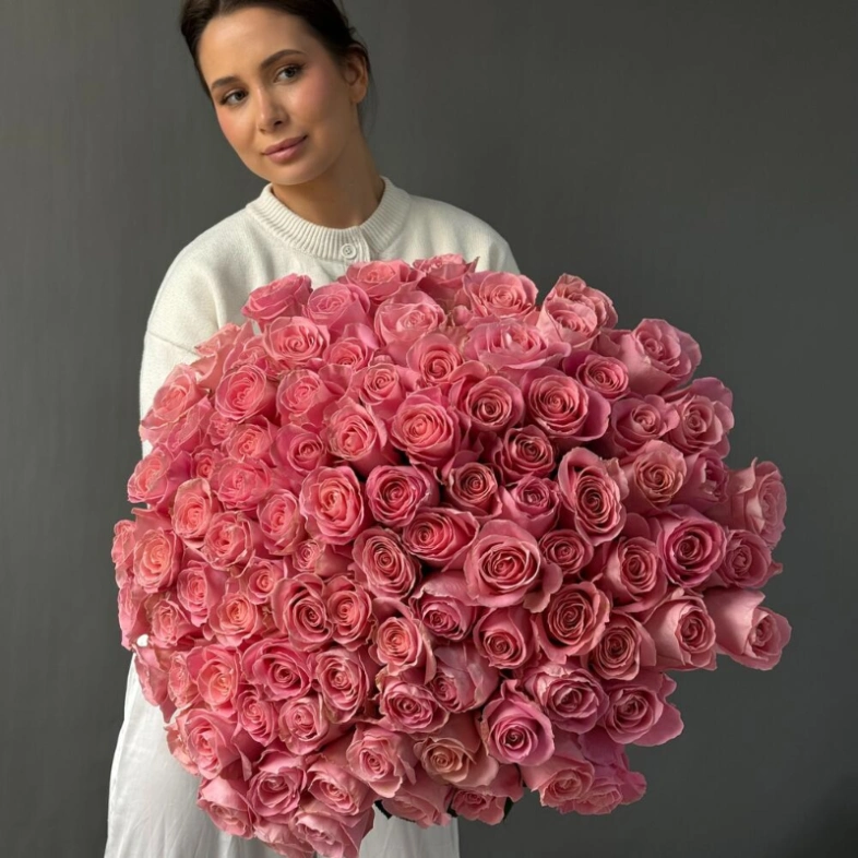 101 Премиальная роза Hermosa