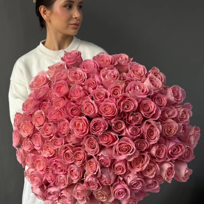 101 Премиальная роза Hermosa