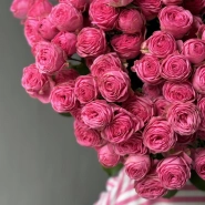 Кустовые розы Джезель в монобукете 3