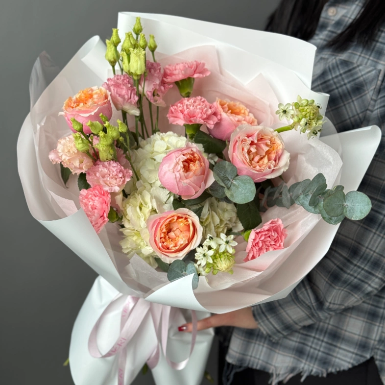 Авторская флористика &laquo;Персик&raquo; | необычный букет