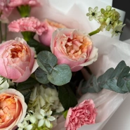 Авторская флористика &laquo;Персик&raquo; | необычный букет 4