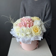 Композиция с ароматными розами &laquo;Цветочная акварель&raquo;  0